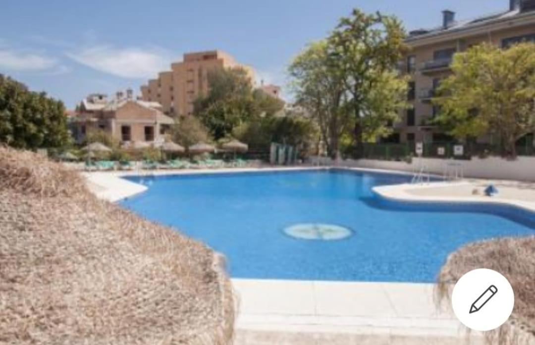 Apartamento Vacacional Costa Del Sol เบนัลมาเดนา ภายนอก รูปภาพ