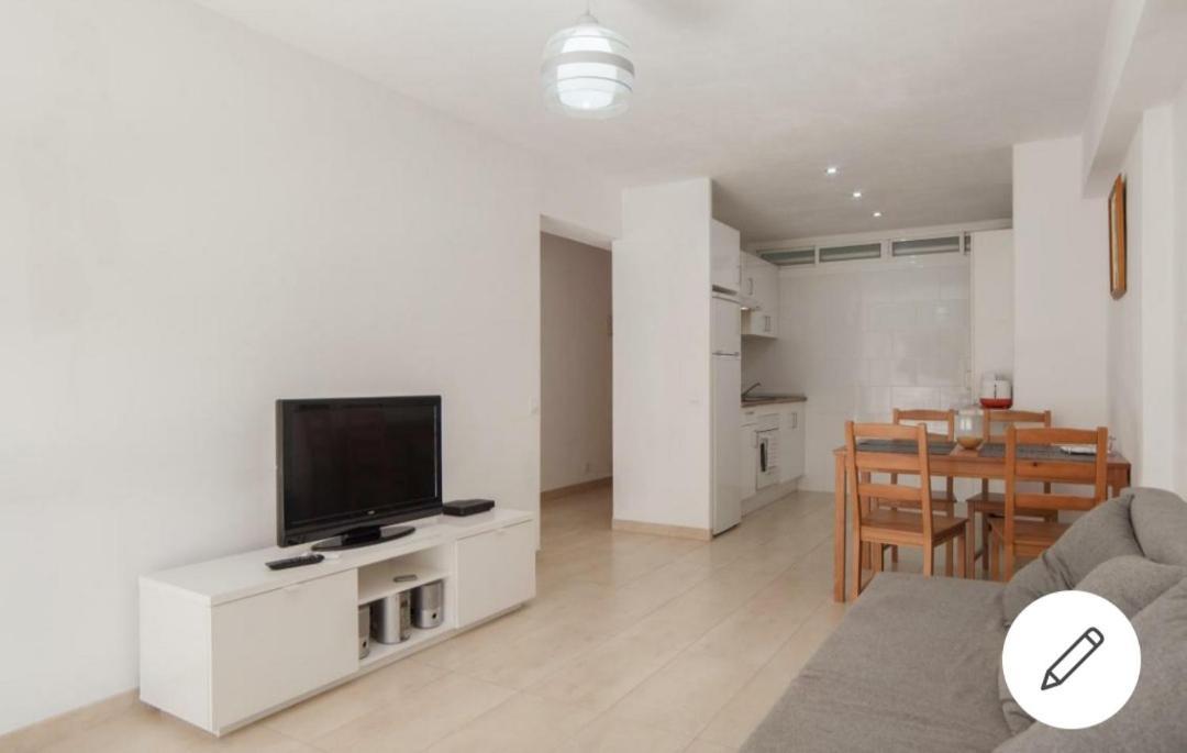 Apartamento Vacacional Costa Del Sol เบนัลมาเดนา ภายนอก รูปภาพ