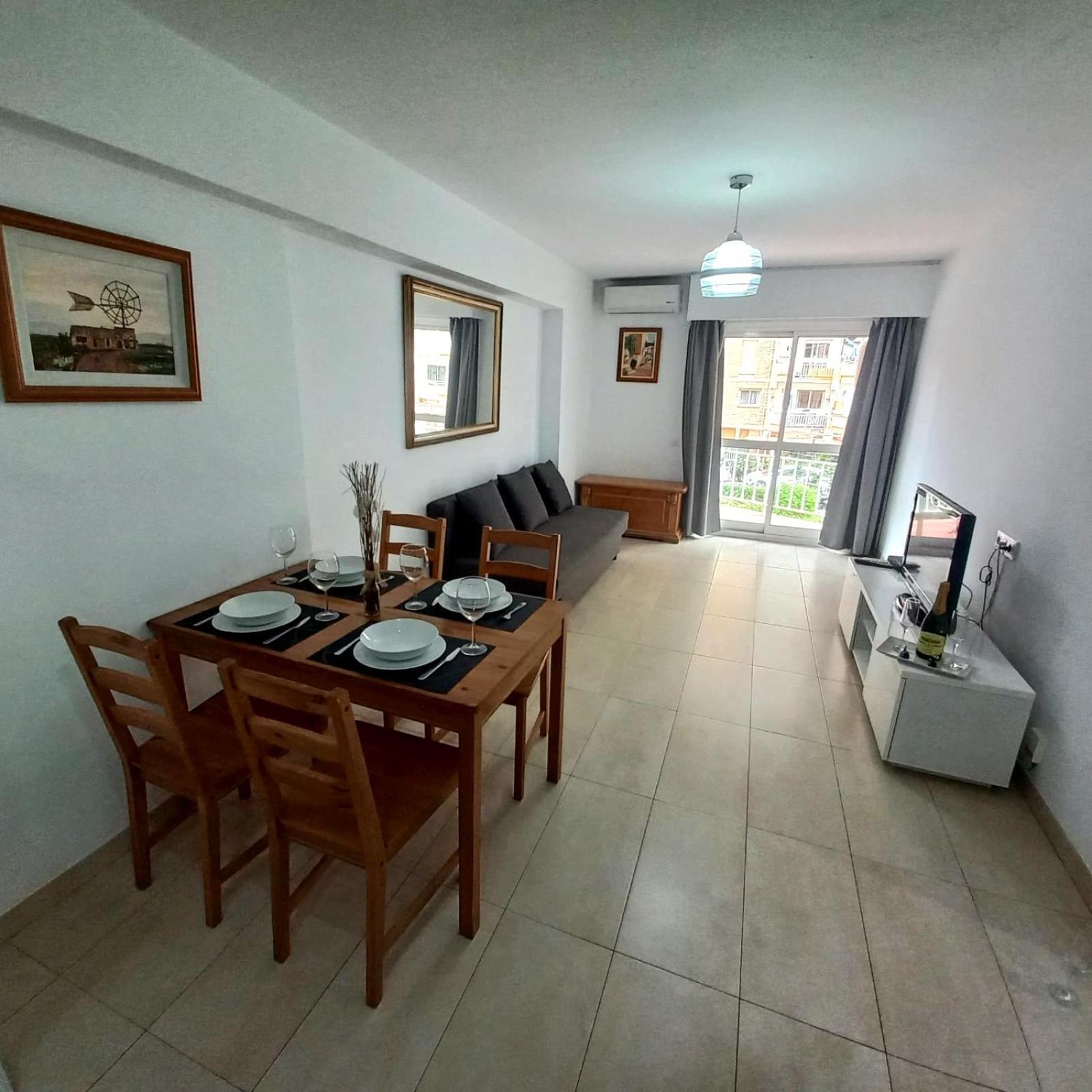 Apartamento Vacacional Costa Del Sol เบนัลมาเดนา ภายนอก รูปภาพ