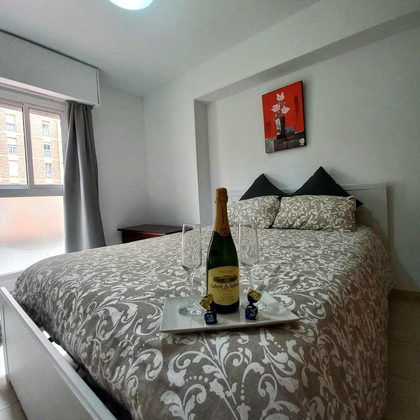 Apartamento Vacacional Costa Del Sol เบนัลมาเดนา ภายนอก รูปภาพ